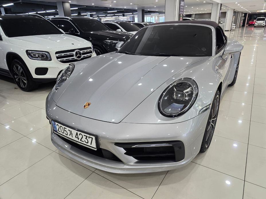 Porsche 911 2024