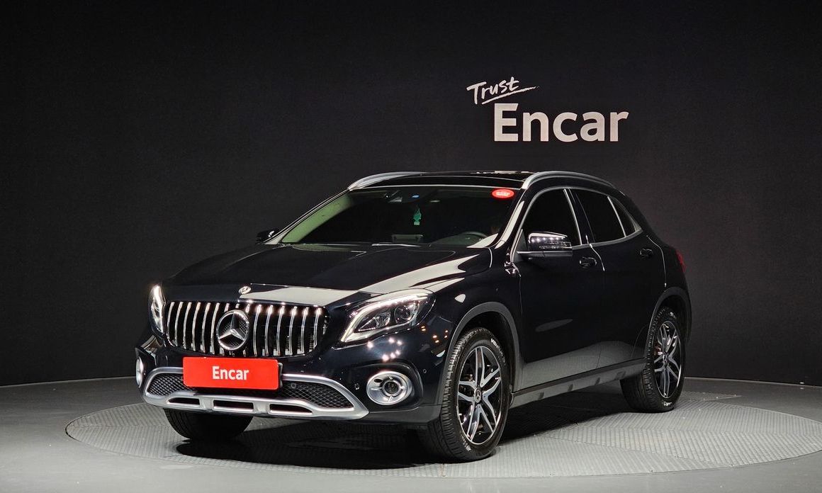 Mercedes-Benz GLA-Class 2019