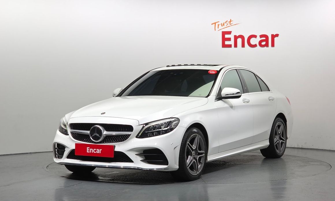 Mercedes-Benz C-Class 2021