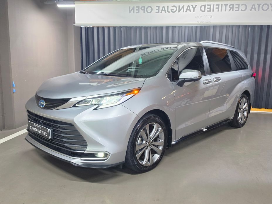 Toyota Sienna 2025
