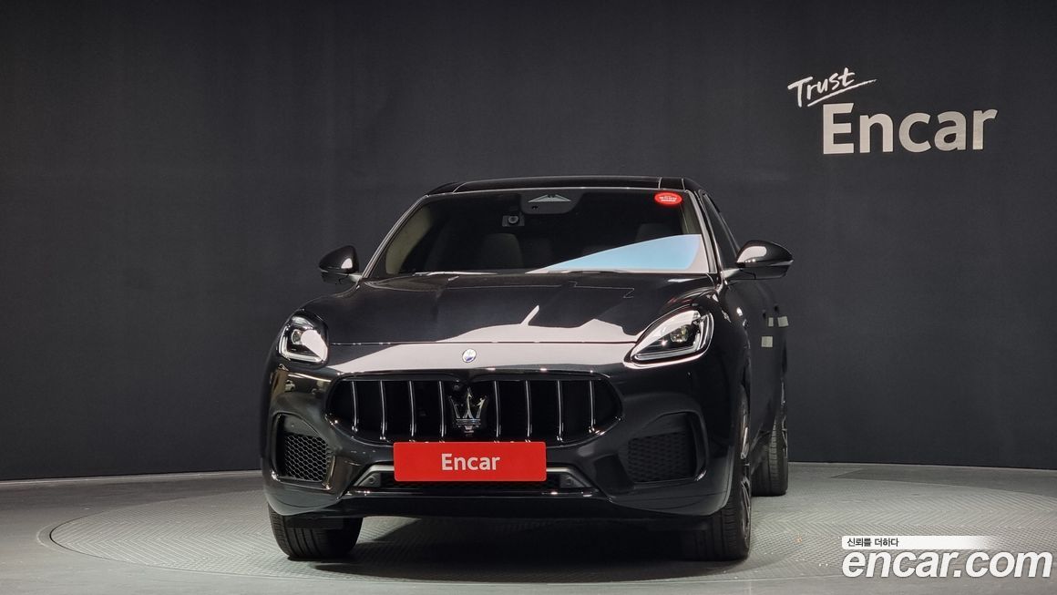 Maserati Grecale 2023