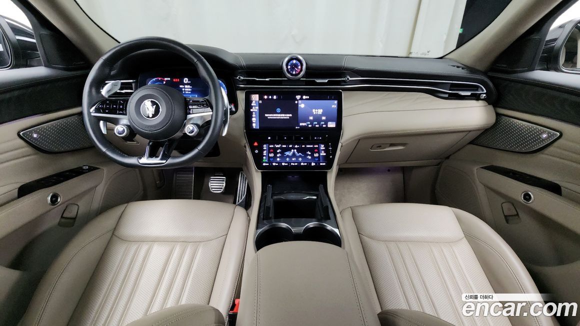 Maserati Grecale 2023