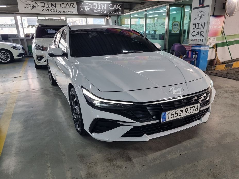 Hyundai AVANTE 2024