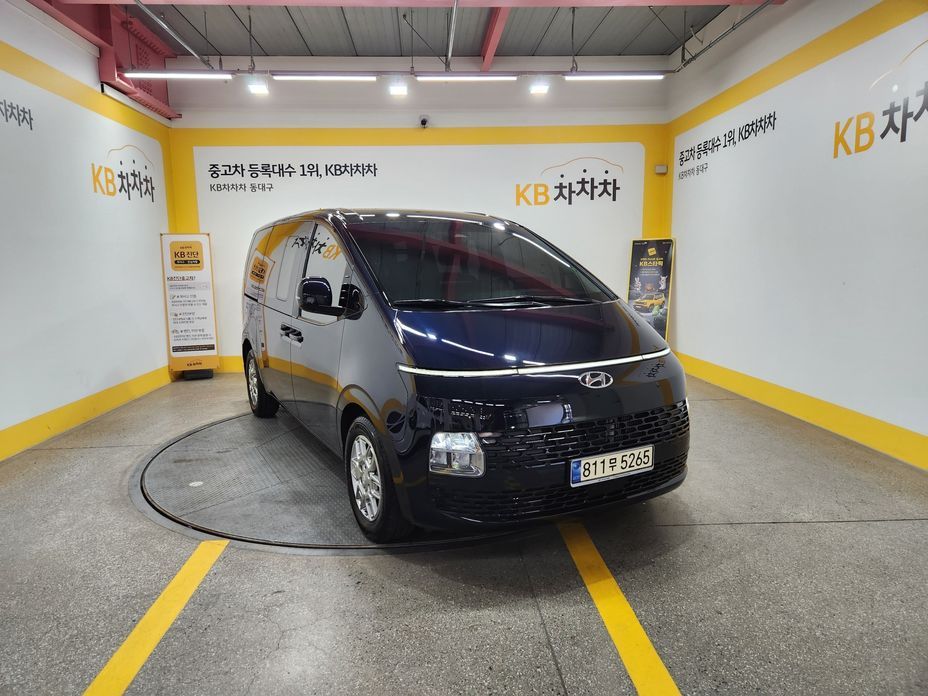 Hyundai Staria 2024