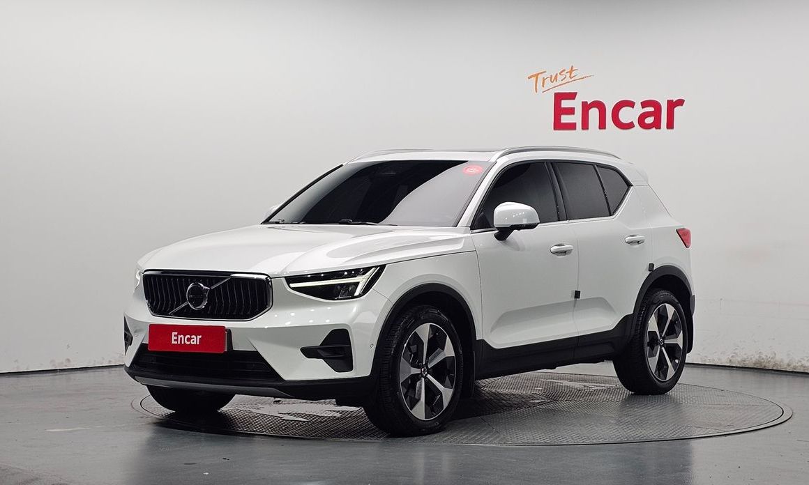Volvo XC40 2023