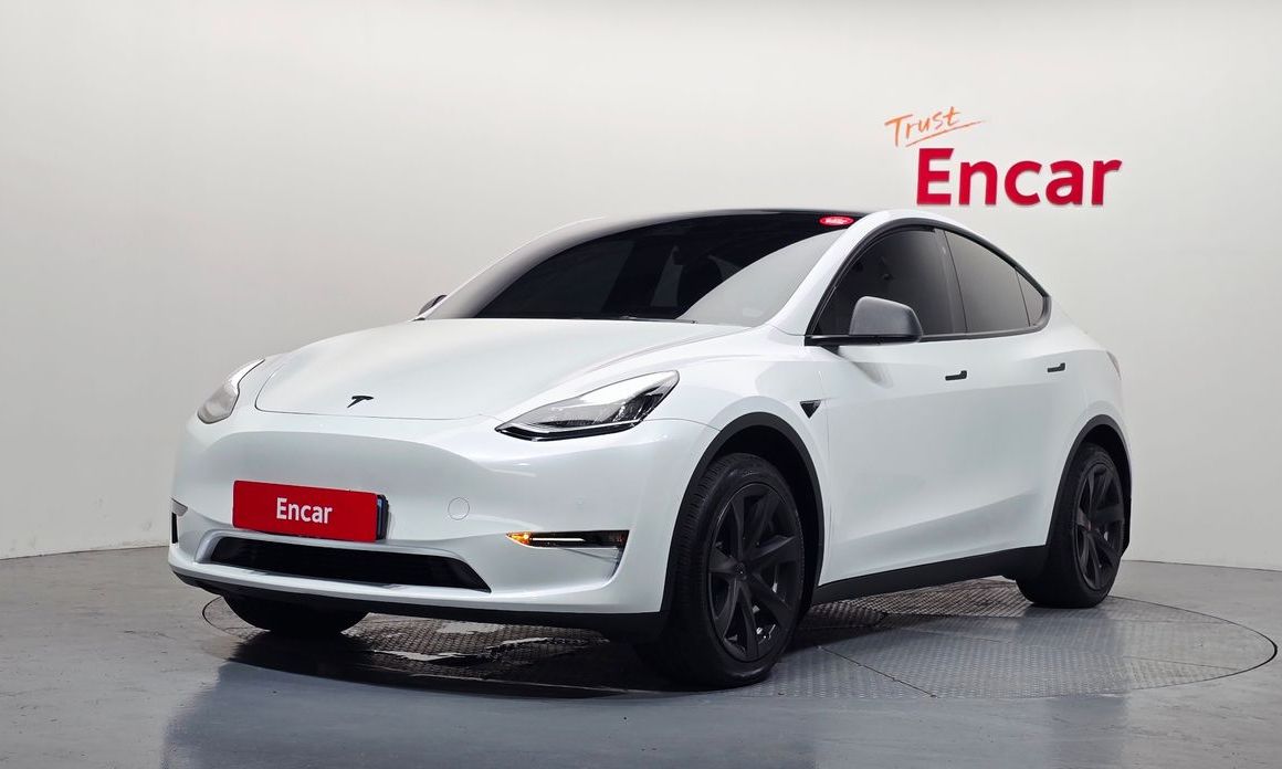 Tesla Model Y 2021
