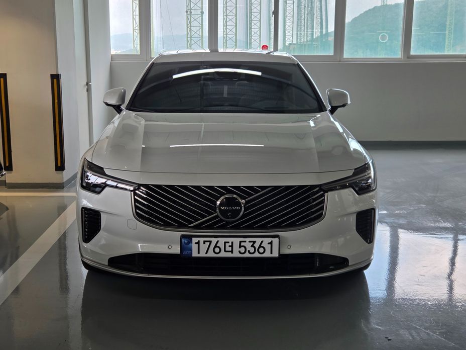 Volvo S90 2026