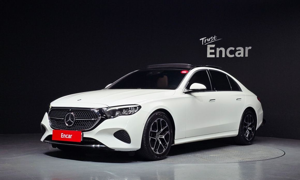 Mercedes-Benz E-Class 2025