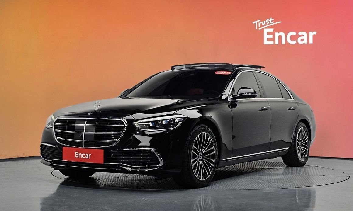 Mercedes-Benz S-Class 2024
