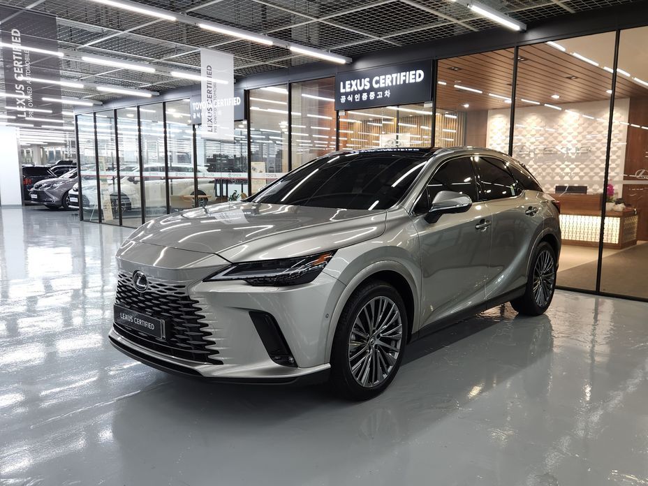 Lexus RX 2025
