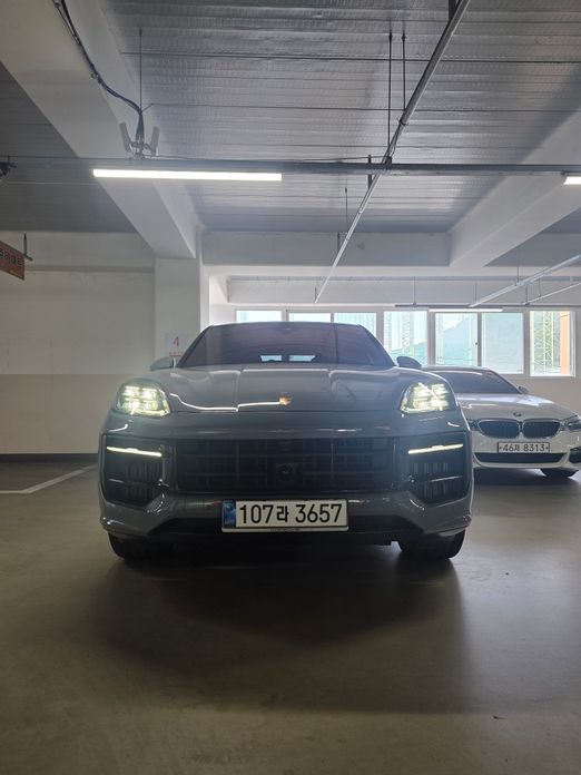 Porsche Cayenne 2025