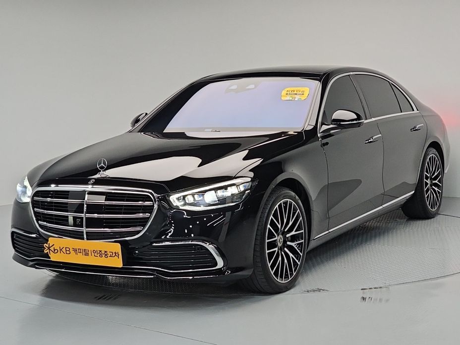 Mercedes-Benz S-Class 2026