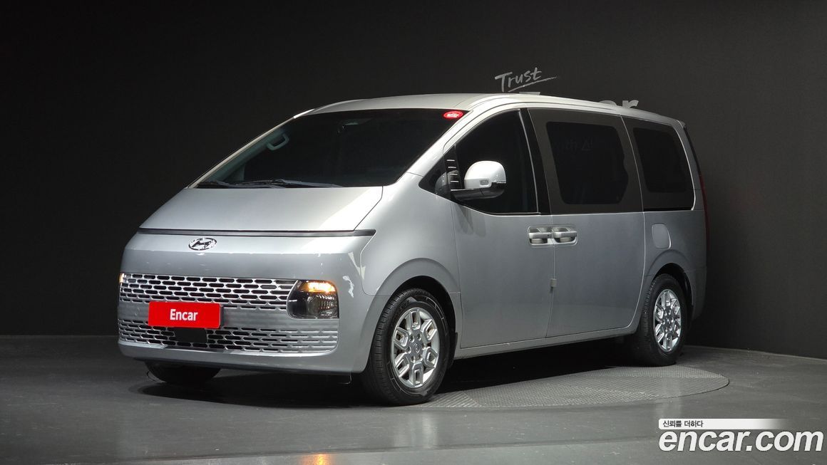 Hyundai Staria 2023
