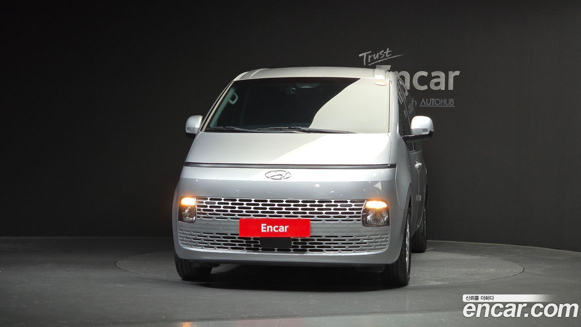 Hyundai Staria 2023