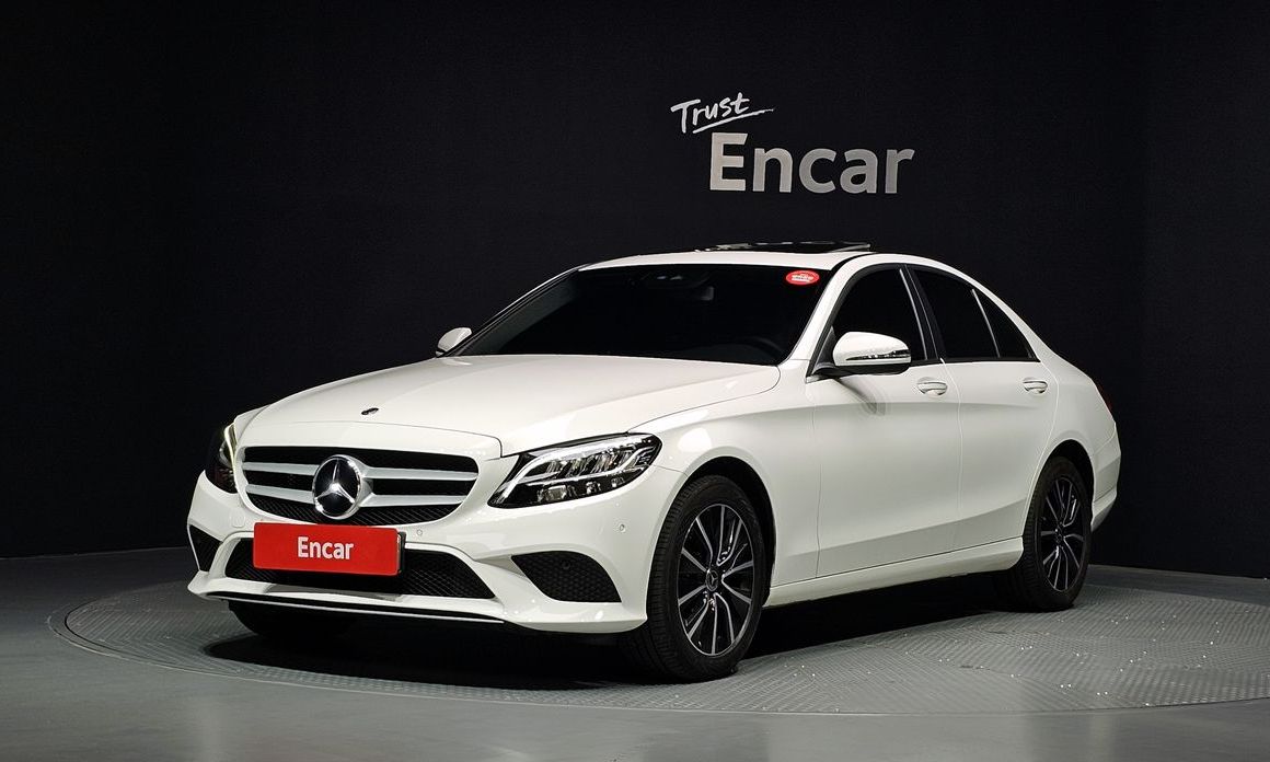 Mercedes-Benz C-Class 2020