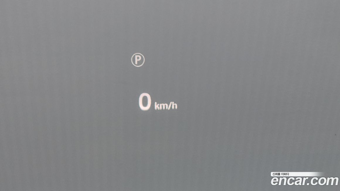 Land Rover Defender 2023