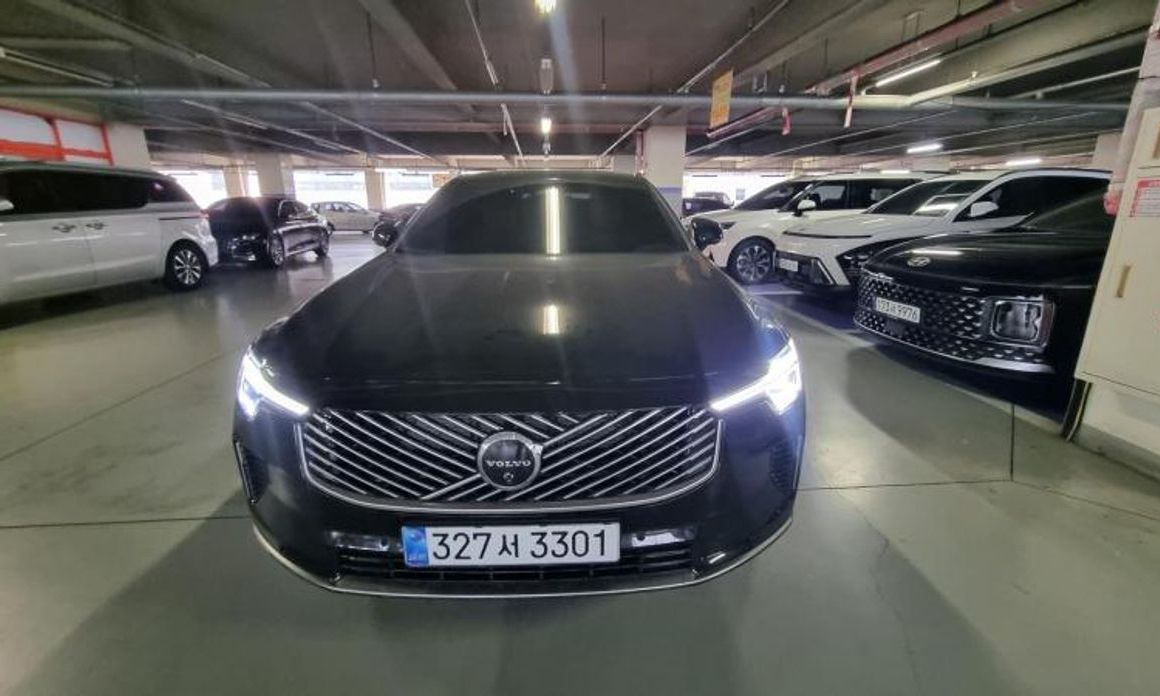 Volvo S90 2026