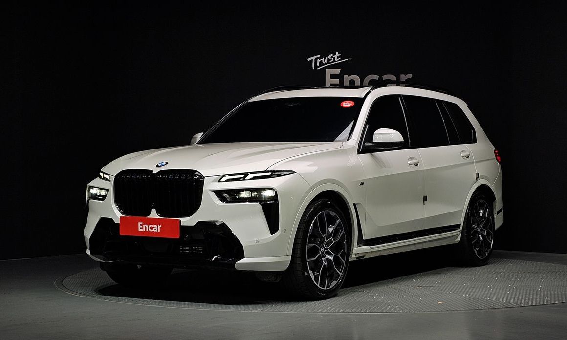BMW X7 2025