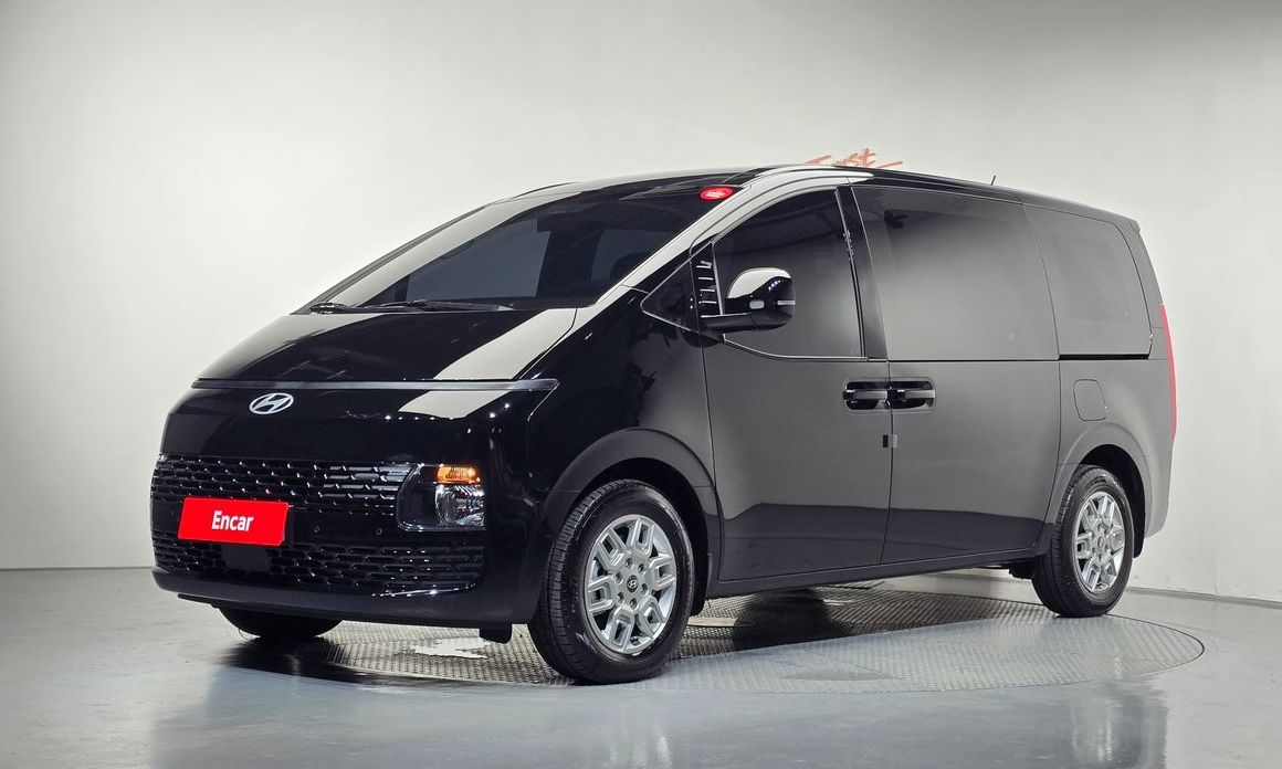 Hyundai Staria 2025