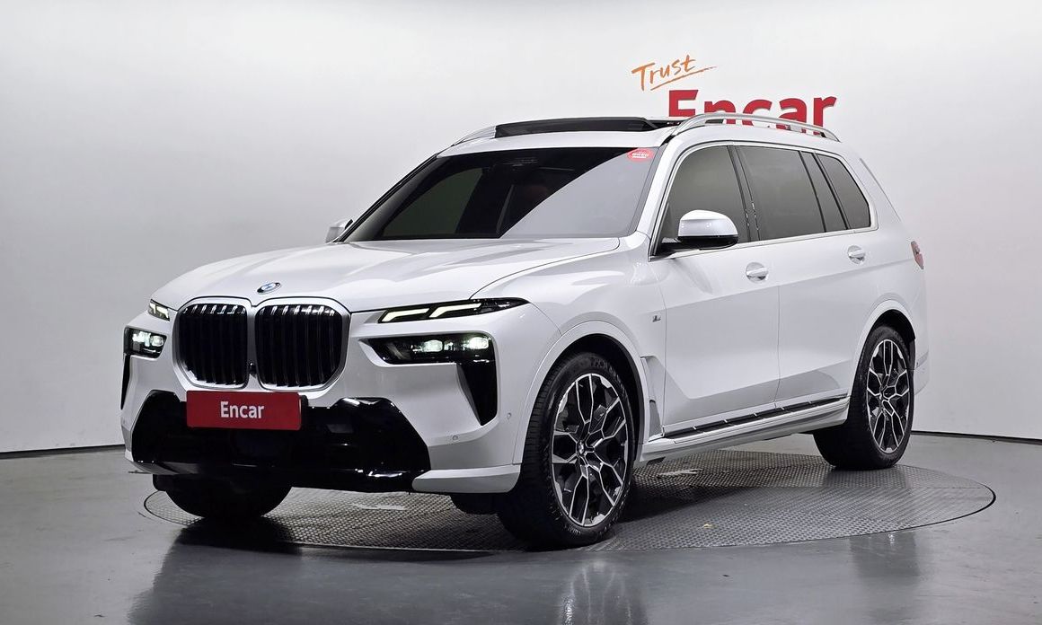 BMW X7 2025