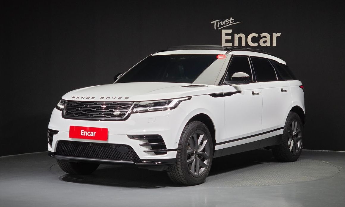 Land Rover Range Rover Velar 2026