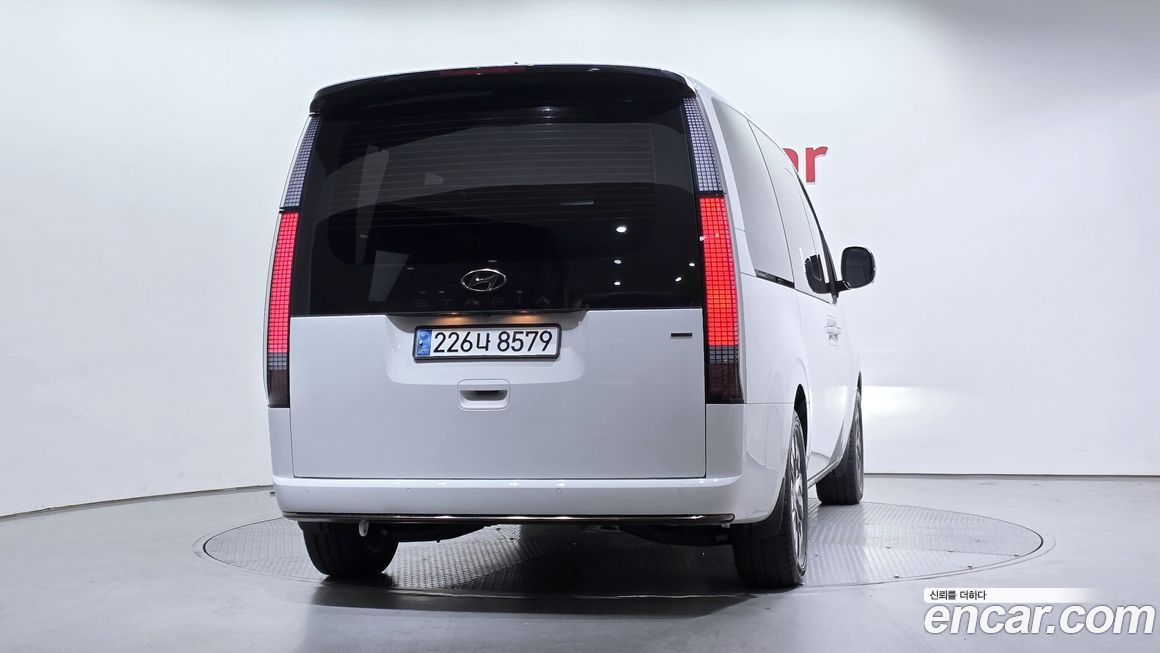 Hyundai Staria 2024