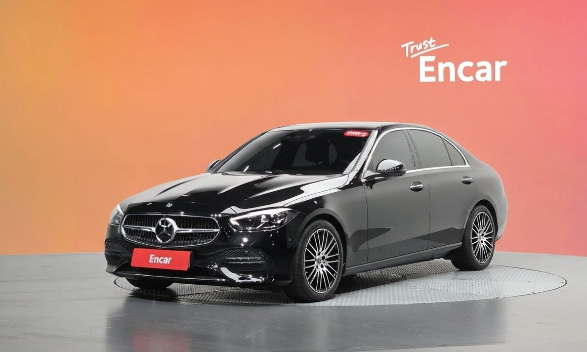Mercedes-Benz C-Class 2024