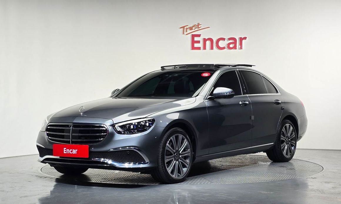 Mercedes-Benz E-Class 2021