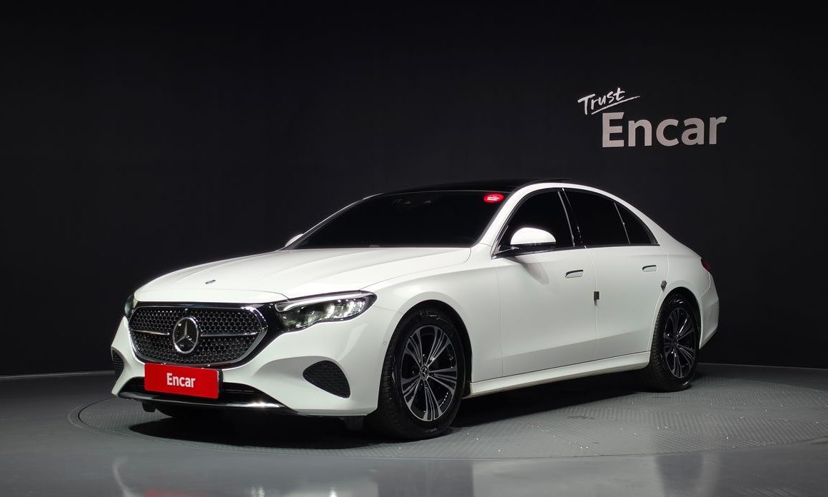 Mercedes-Benz E-Class 2025