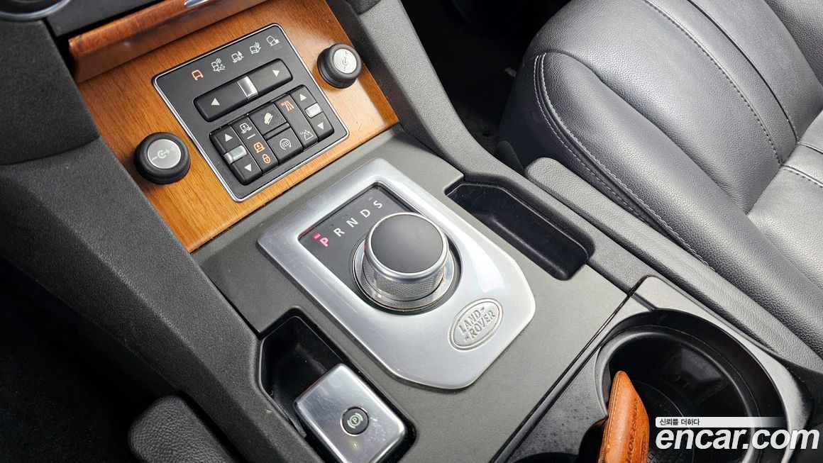 Land Rover Discovery 2015