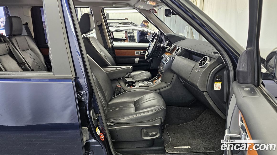 Land Rover Discovery 2015