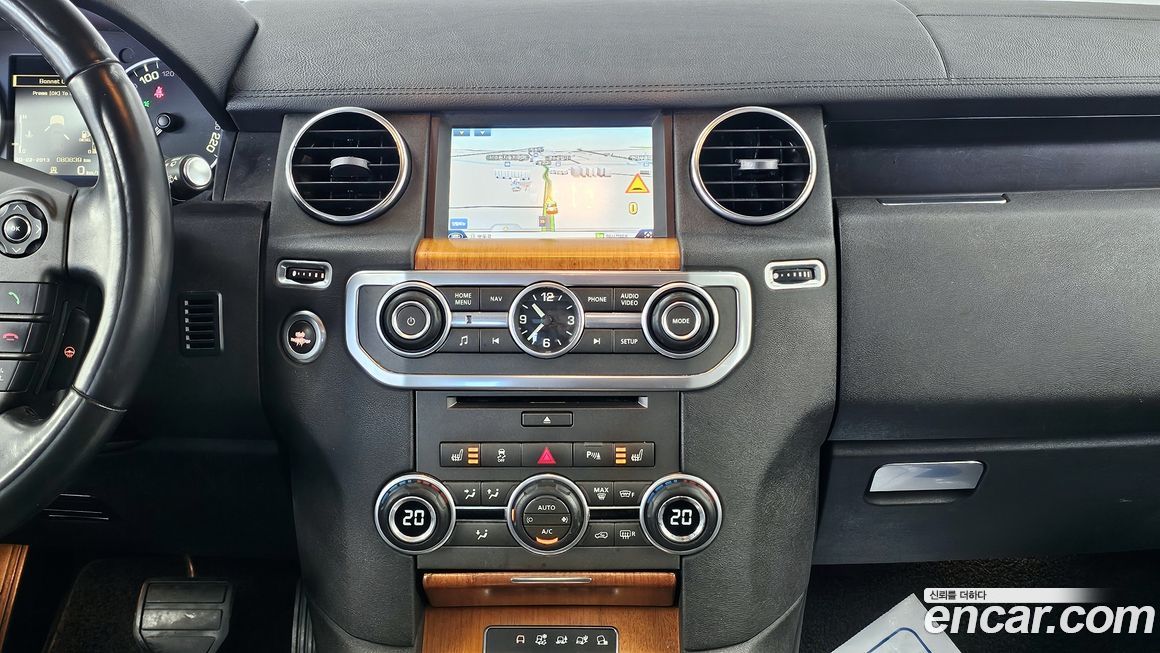 Land Rover Discovery 2015