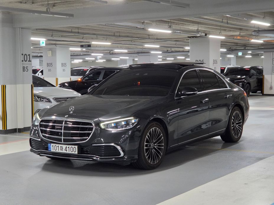 Mercedes-Benz S-Class 2022