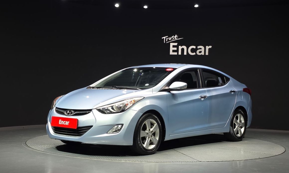 Hyundai AVANTE 2011