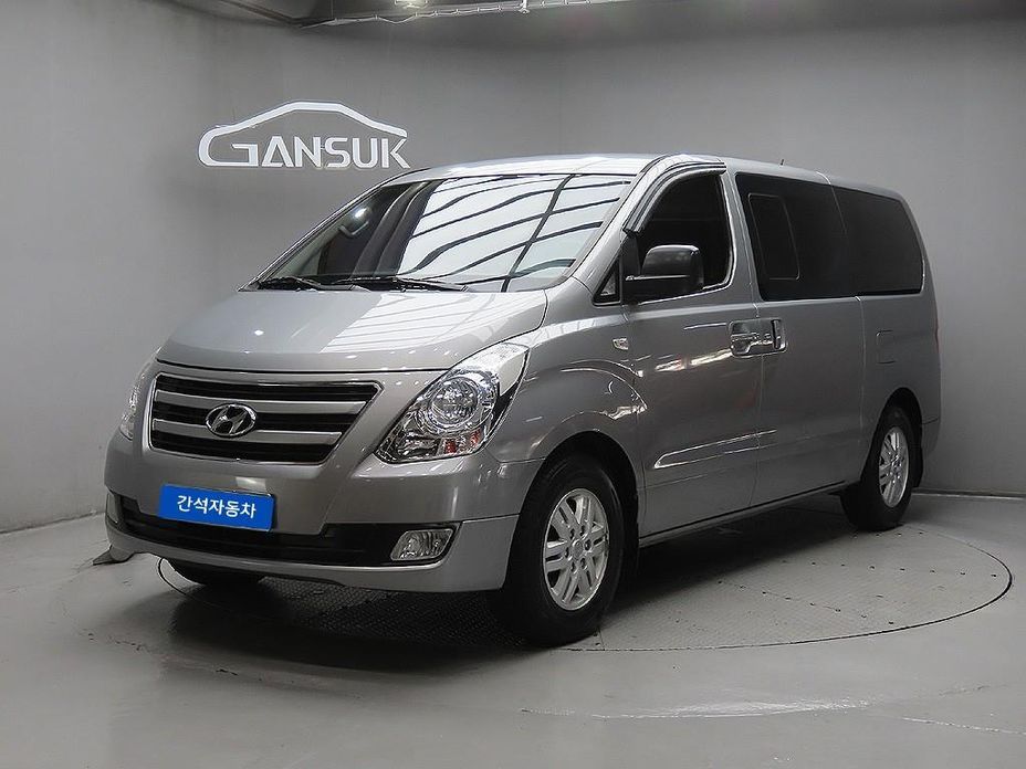 Hyundai Starex 2018