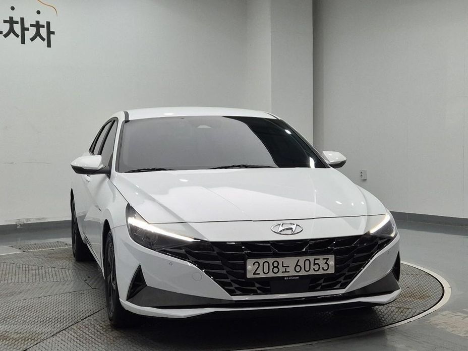 Hyundai AVANTE 2023