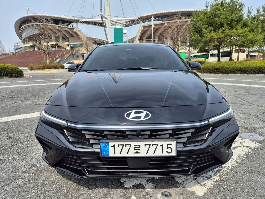 Hyundai AVANTE 2024