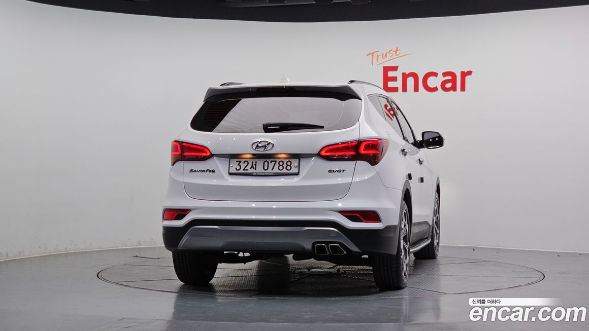 Hyundai Santafe 2016