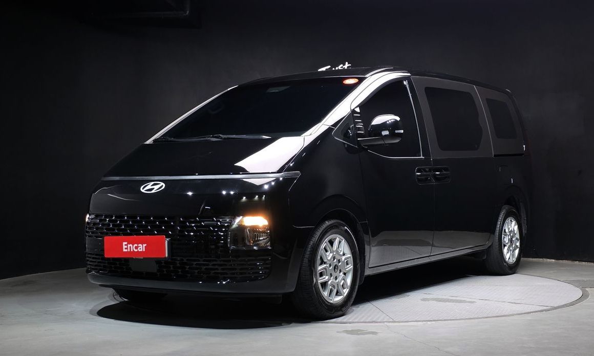 Hyundai Staria 2025