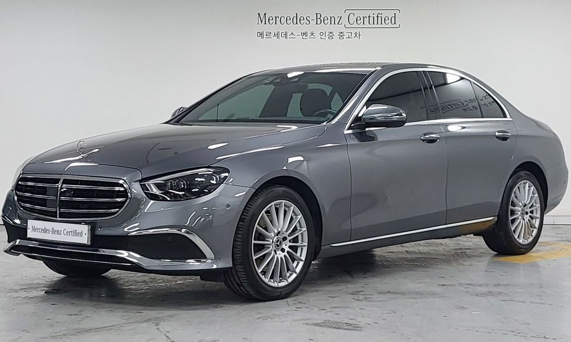 Mercedes-Benz E-Class 2021