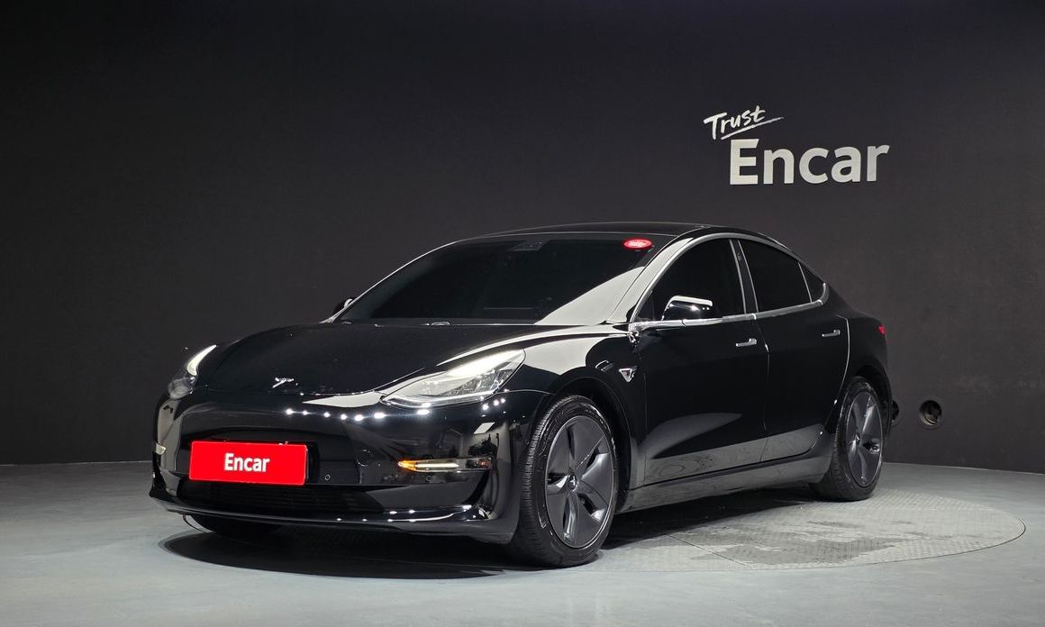 Tesla Model 3 2020
