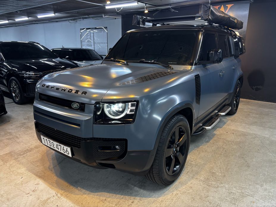 Land Rover Defender 2022