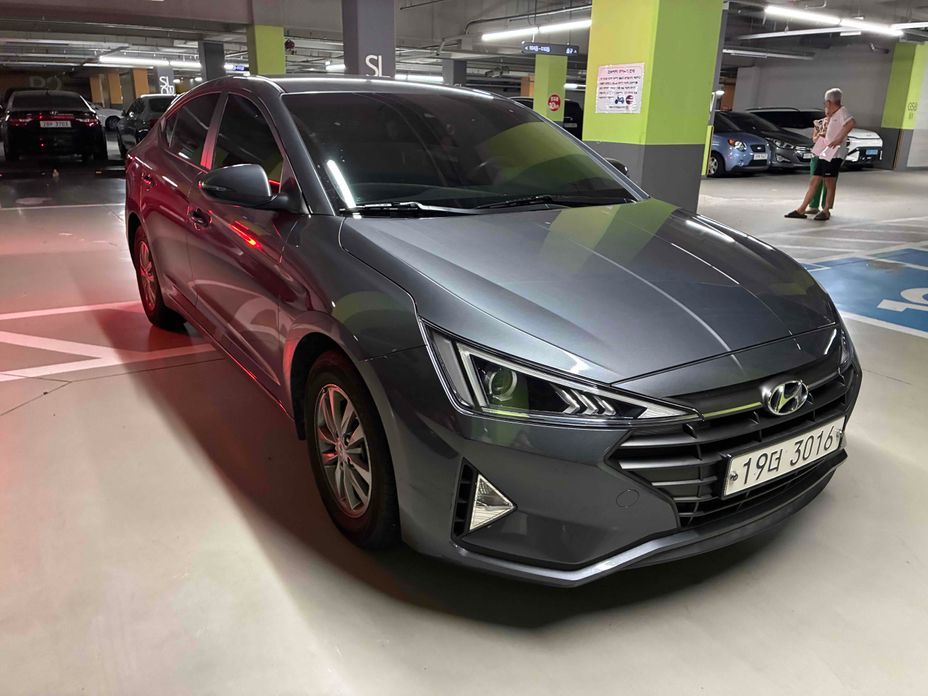 Hyundai AVANTE 2019