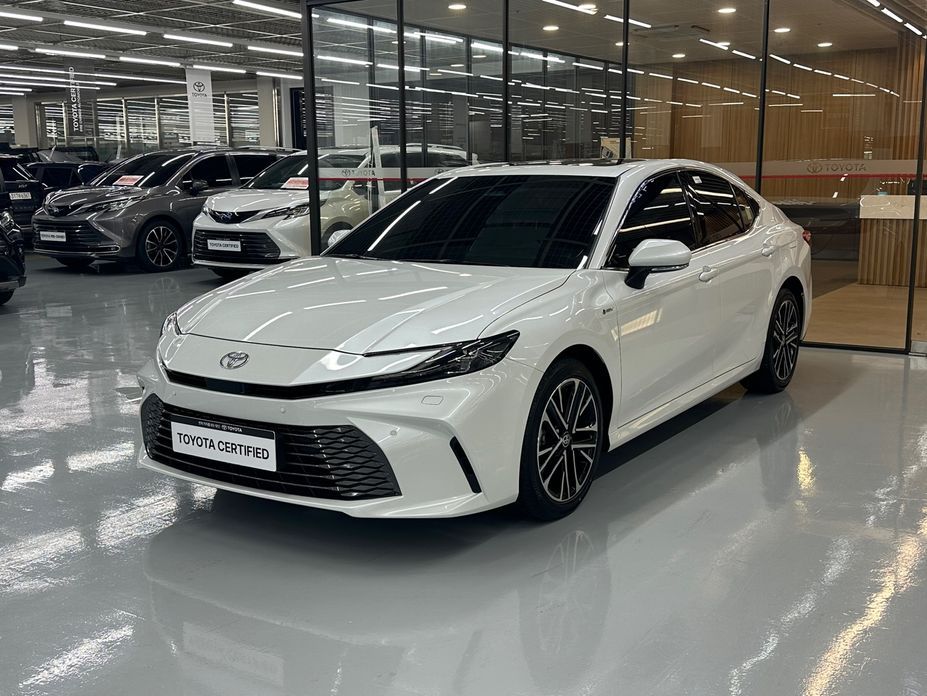 Toyota Camry 2025