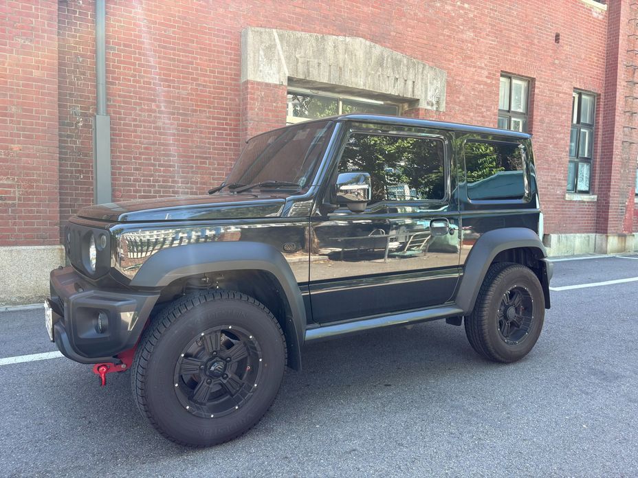 Suzuki Jimny 2024
