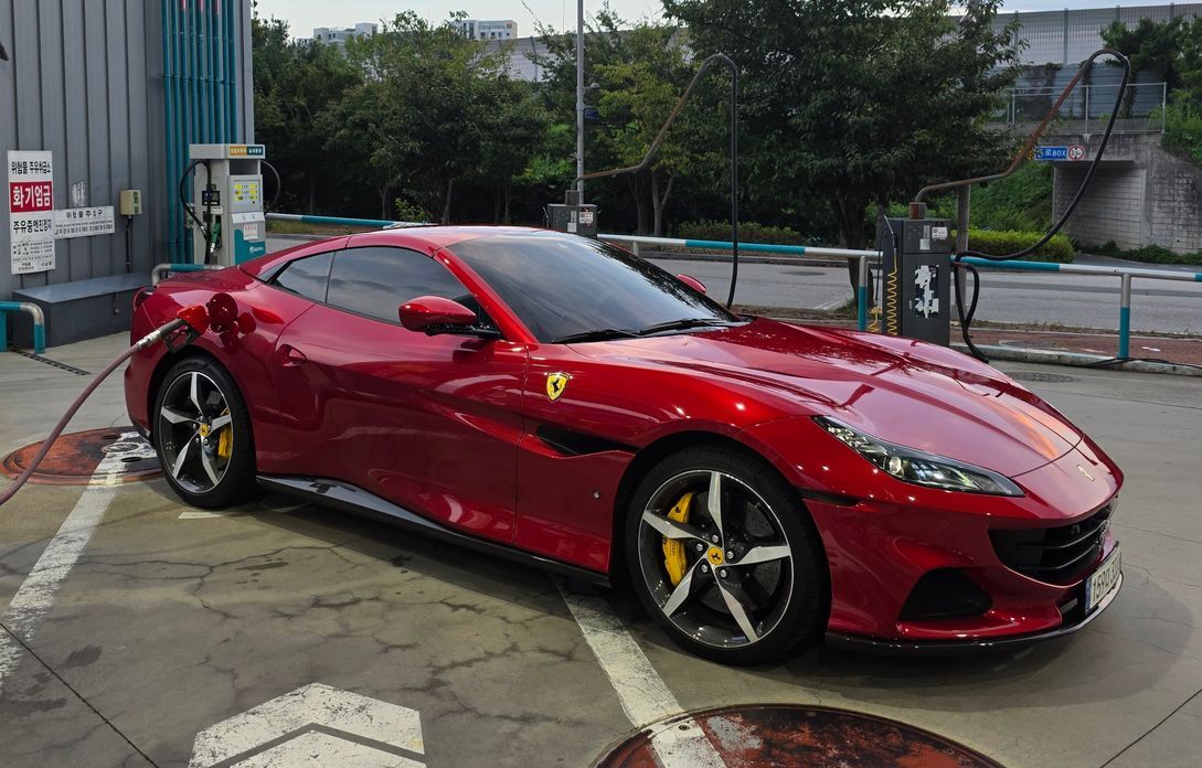 Ferrari Portofino 2023