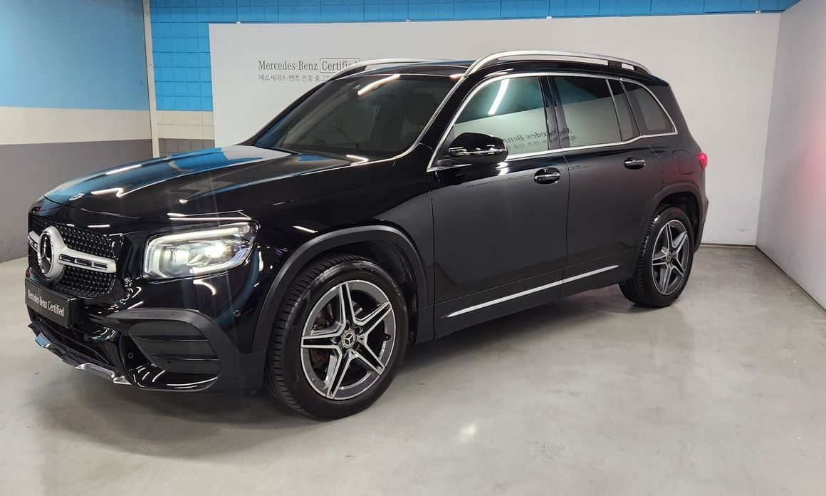 Mercedes-Benz GLB-Class 2023