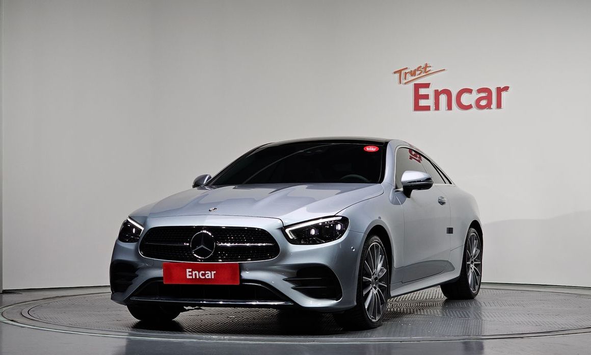 Mercedes-Benz E-Class 2023