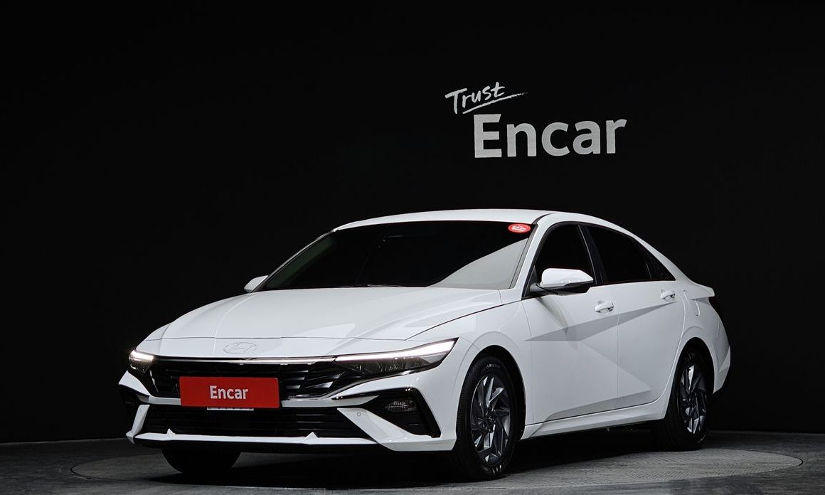 Hyundai AVANTE 2025