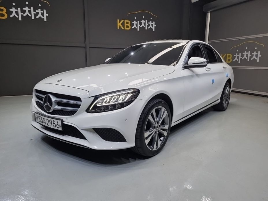 Mercedes-Benz C-Class 2020